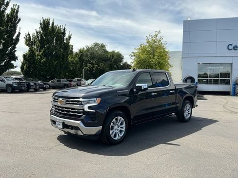 Used 2023 Chevrolet Silverado 1500 LTZ w/ Technology Package AWD/4WD image 10