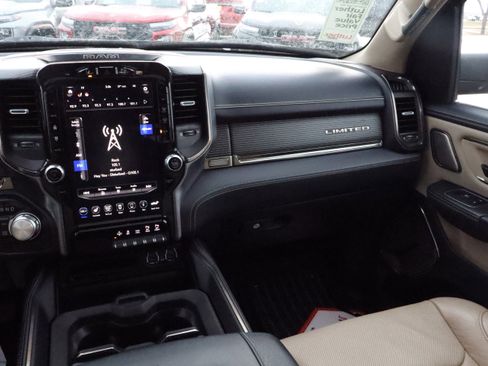 Used 2020 RAM 1500 Limited image 11