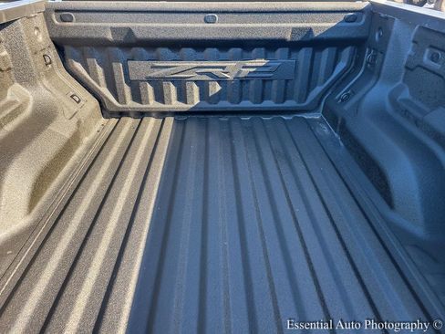 Used 2023 Chevrolet Colorado ZR2 w/ ZR2 Convenience Package III image 7