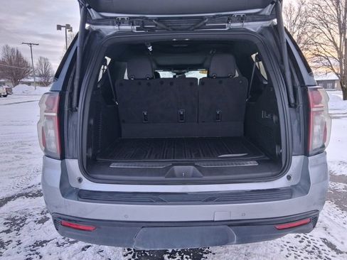 Used 2023 Chevrolet Suburban Z71 w/ Luxury Package image 5