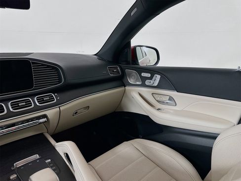 Used 2025 Mercedes-Benz GLE 450 4MATIC Coupe image 26