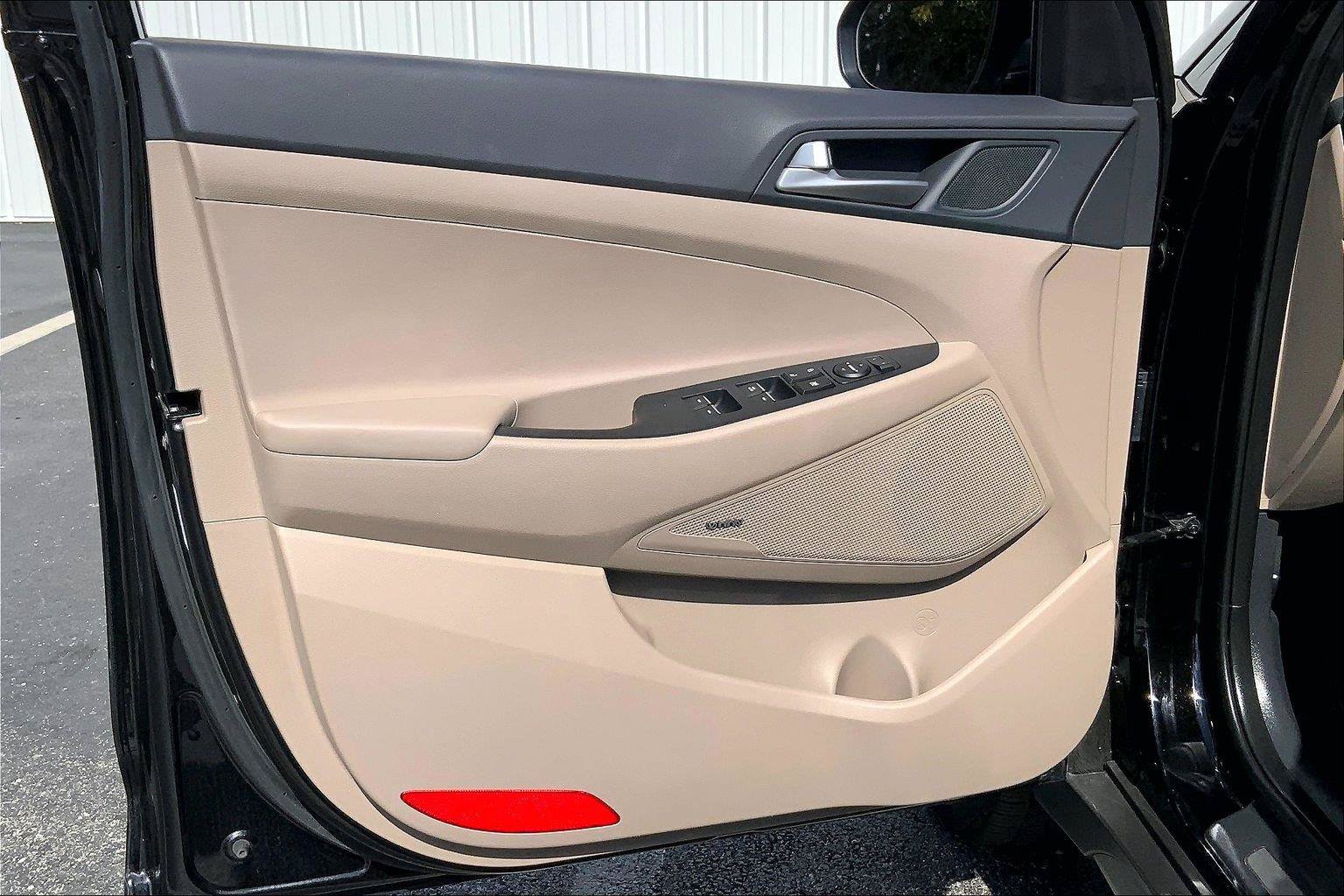 Used 2021 Hyundai Tucson Limited FWD image 20