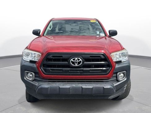 Used 2017 Toyota Tacoma SR RWD image 3