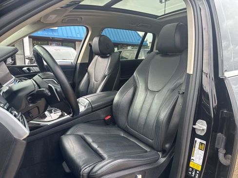 Used 2020 BMW X7 xDrive40i w/ Cold Weather Package image 11