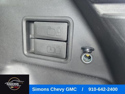 Used 2024 Chevrolet Equinox LT AWD/4WD image 38