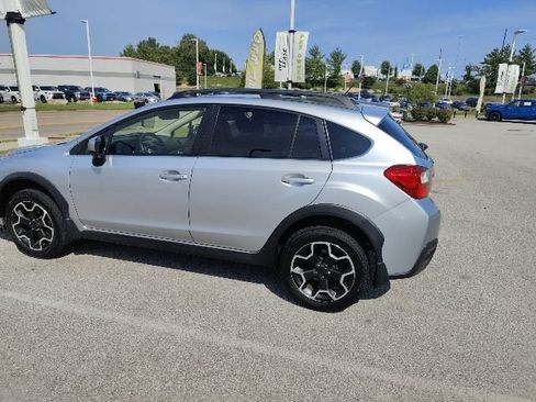 Used 2014 Subaru Crosstrek 2.0i Limited w/ Popular Package #2 AWD/4WD image 4