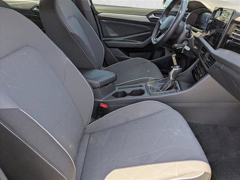 Used 2025 Volkswagen Jetta Sport FWD image 27