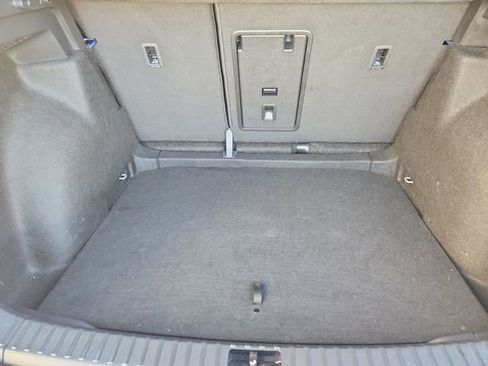 Used 2023 Volkswagen Taos SE image 24