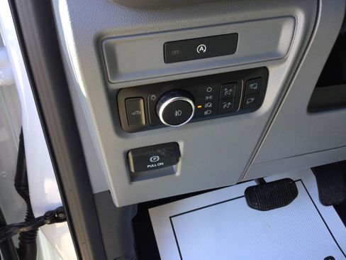 New 2025 Ford F150 XLT w/ Equipment Group 302A MID image 11