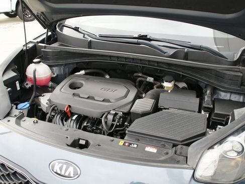 Used 2022 Kia Sportage LX image 10