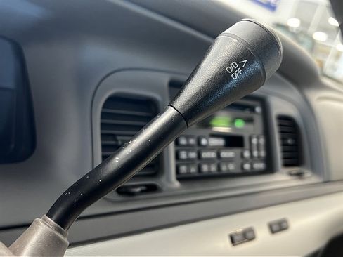 Used 2008 Mercury Grand Marquis LS image 35