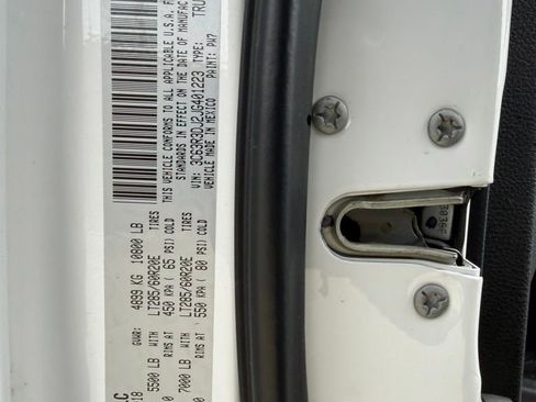 Used 2018 RAM 3500 Big Horn w/ Sport Appearance Group image 32