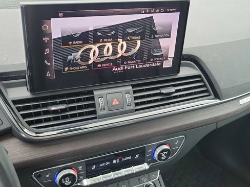 Certified 2023 Audi Q5 2.0T Premium w/ Convenience Package AWD/4WD image 31