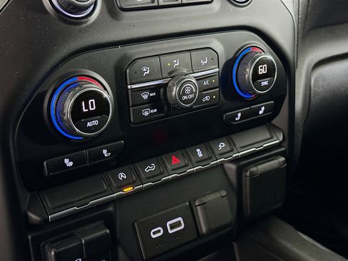 Used 2020 Chevrolet Silverado 1500 RST w/ Texas Edition image 22