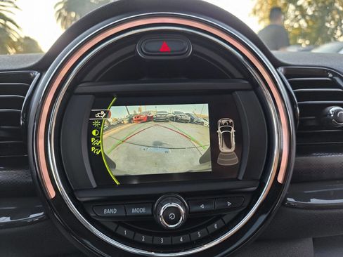 Used 2017 MINI Cooper Clubman ALL4 image 19