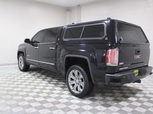 Used 2018 GMC Sierra 1500 Denali w/ Denali Ultimate Package image 9