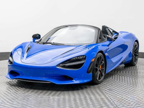 Used 2024 McLaren 750S Spider image 1