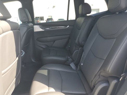 Used 2025 Cadillac XT6 Sport w/ LPO, Red Accent Package AWD/4WD image 14
