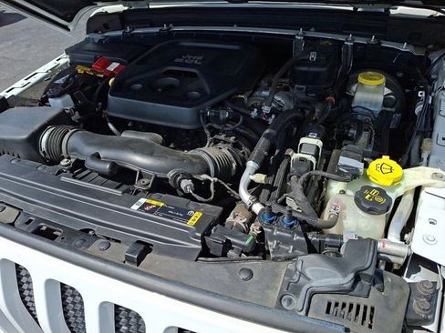 Certified 2021 Jeep Wrangler Unlimited Sport image 31