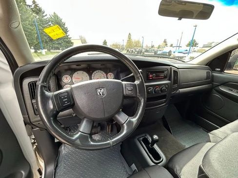 Used 2005 Dodge Ram 2500 Truck SLT w/ Off-Road Group image 19