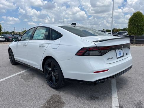 Used 2026 Honda Accord Sport image 4