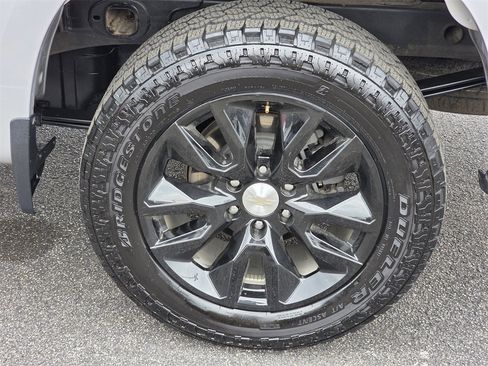 Used 2021 Chevrolet Silverado 1500 Custom image 25