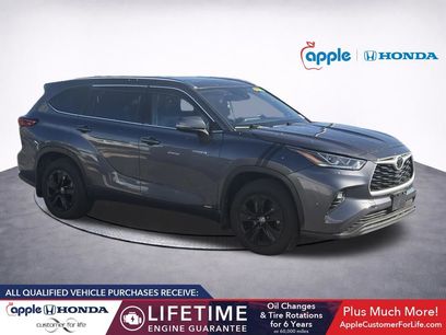 Used 2020 Toyota Highlander XLE