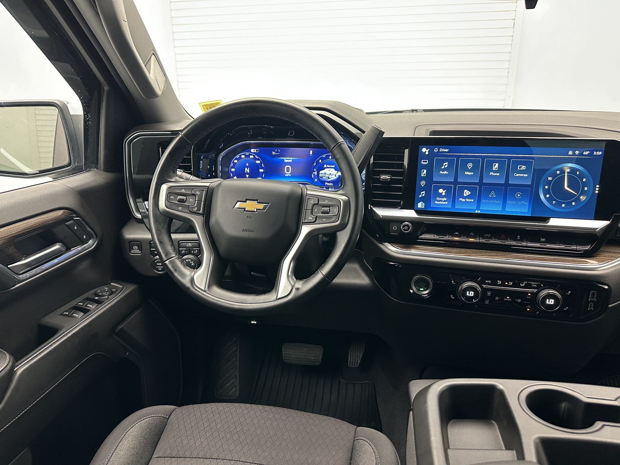 Certified 2024 Chevrolet Silverado 1500 LT AWD/4WD image 26