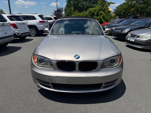 Used 2009 BMW 128i Convertible RWD image 4