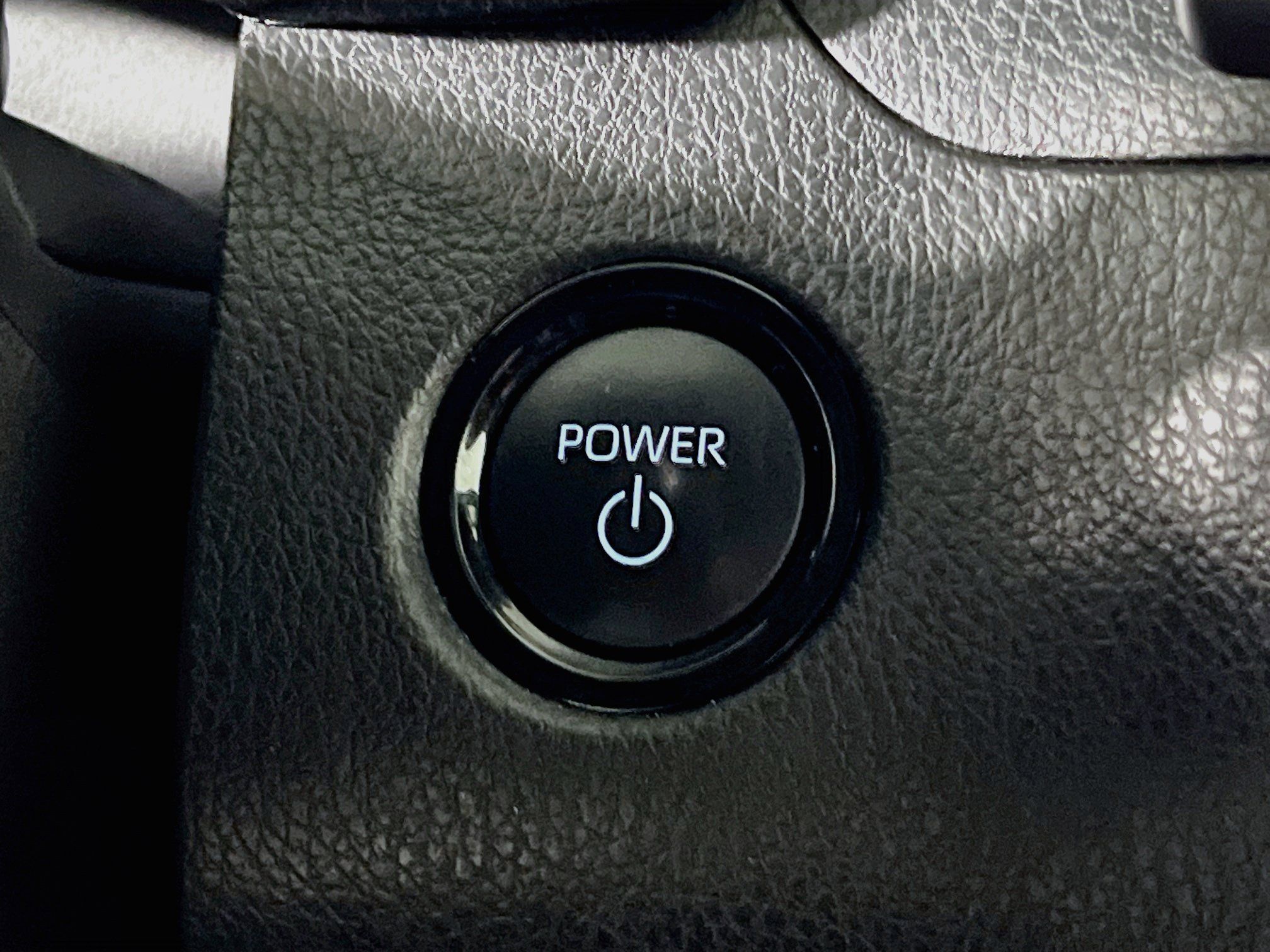 Used 2025 Toyota Camry SE FWD image 23