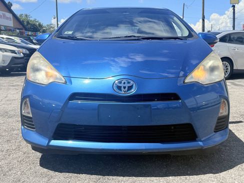 Used 2012 Toyota Prius C One FWD image 5