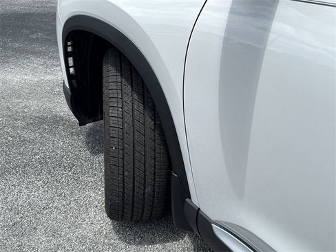 New 2025 Honda Pilot Touring image 39