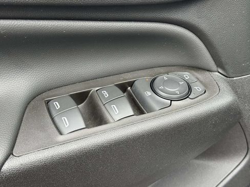 Used 2024 Chevrolet Equinox LT FWD image 20