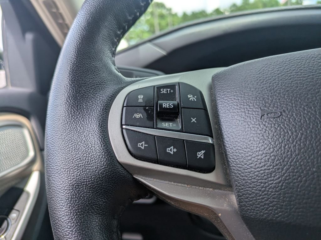 Used 2023 Ford Explorer Limited w/ Limited Technology Package RWD image 30