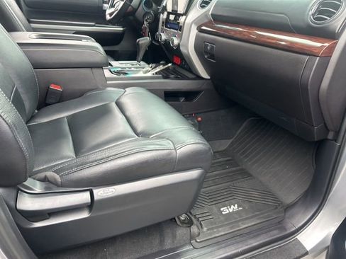 Used 2016 Toyota Tundra Limited image 17