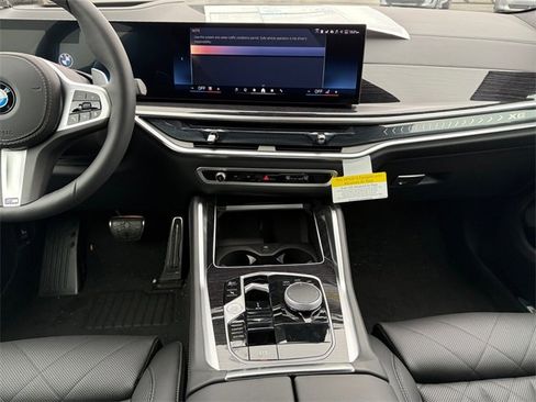 New 2026 BMW X6 xDrive40i w/ Climate Comfort Package image 11