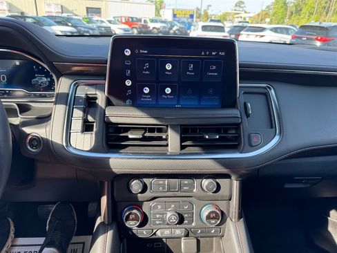 Used 2022 Chevrolet Tahoe RST w/ Luxury Package image 15