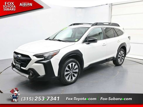 Used 2024 Subaru Outback Limited AWD/4WD image 2