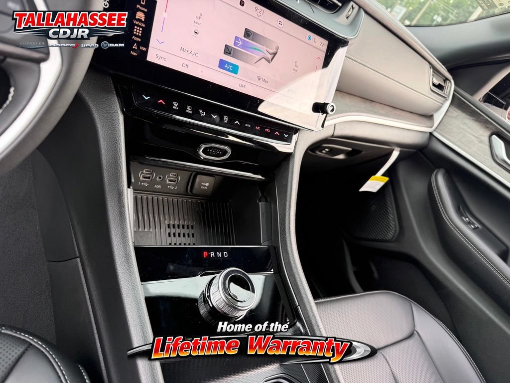 New 2026 Jeep Grand Cherokee Limited RWD image 30