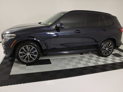 Used 2022 BMW X5 M50i w/ Parking Assistance Package AWD/4WD image 2