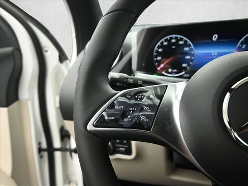 Certified 2026 Mercedes-Benz GLA 250 4MATIC image 15