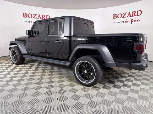 Used 2024 Jeep Gladiator Sport AWD/4WD image 6