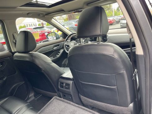Certified 2023 Nissan Rogue SL w/ SL Premium Package AWD/4WD image 16