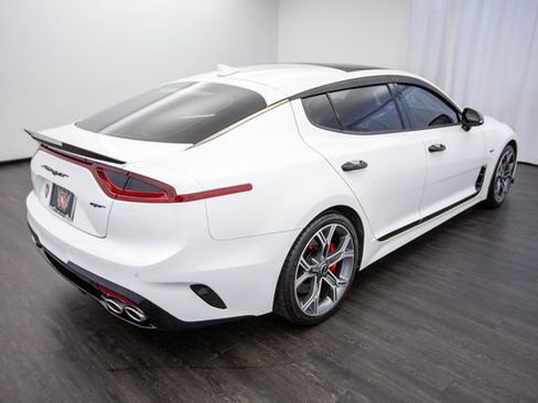 Used 2020 Kia Stinger GT1 image 10