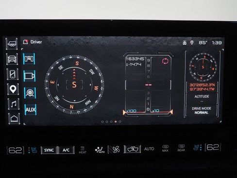 Used 2025 GMC Hummer EV 3X AWD/4WD image 55