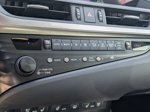 Used 2019 Lexus ES 350 w/ Accessory Package 2 FWD image 15