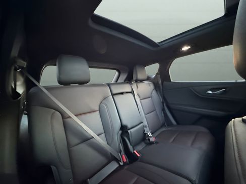 Used 2019 Chevrolet Blazer RS image 18