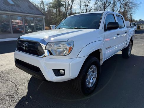 Used 2013 Toyota Tacoma 4x4 Double Cab image 3