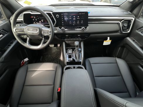 New 2026 GMC Canyon Elevation w/ Convenience Package image 9