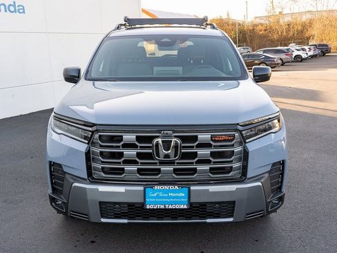 New 2026 Honda Pilot TrailSport image 3